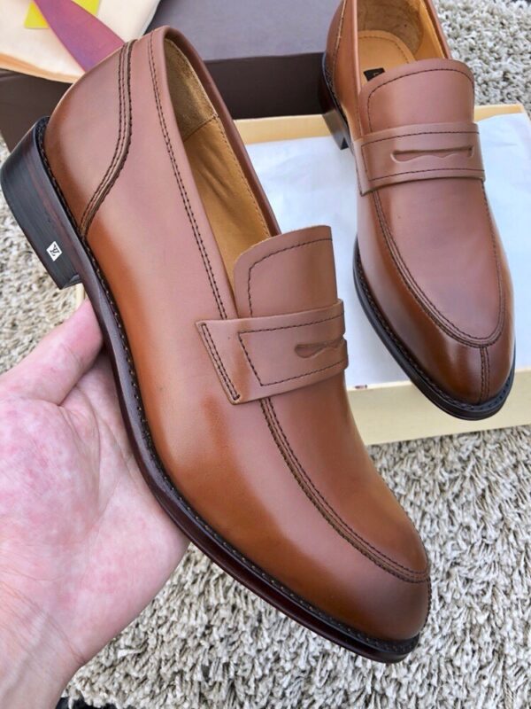 sy_no_2E51905B2BE3B351984D4FE0C43E3CB6_5 Brown & Caramel Calfskin Penny Loafers