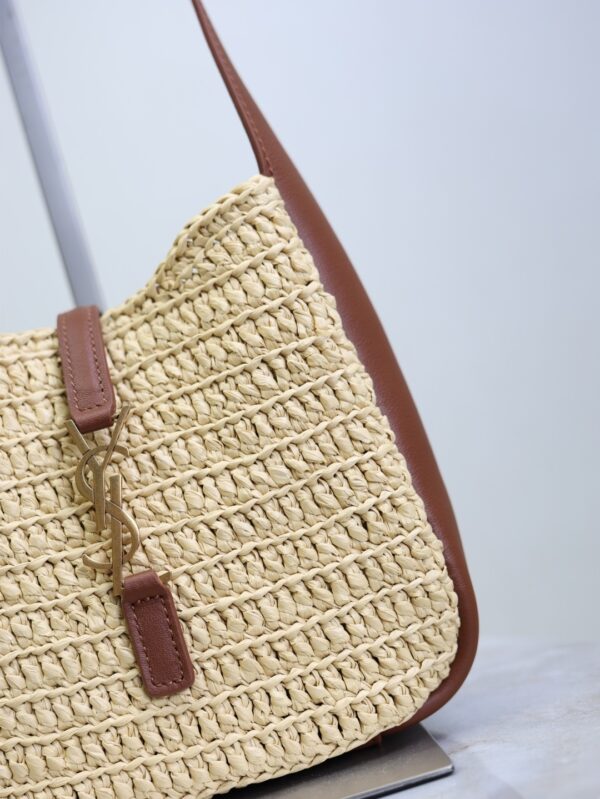 sy_no_2E7C1C3A4B139FE2C4804074AA6088EE_4 YSL Le 5 À 7 Mini Woven Shoulder Bag