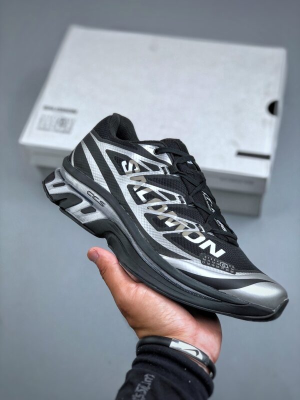 sy_no_2EF3F230D5D67DE1EAEE2F291D593F63_0 Black & Silver Metallic ACS Pro Tech Sneakers