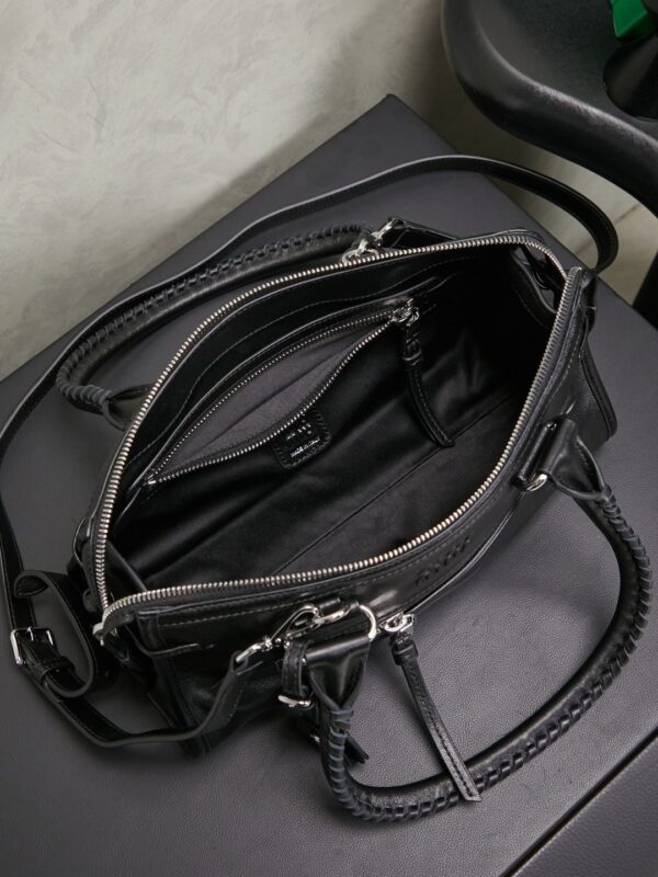 sy_no_2F1AB3EE431A4E2ADB0720A6AEBDB035_4 Black Leather Front-Zip Double-Handle Shoulder Crossbody Bag