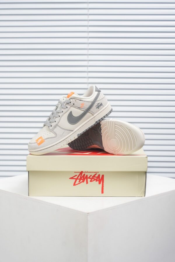 sy_no_2F3E15F5C9214DA4C830444BB8EF24DC_2 Stüssy x Nike Dunk Low Custom – Off-White / Grey / Orange