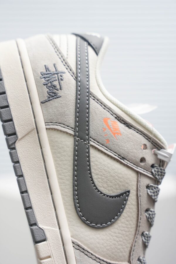 sy_no_2F3E15F5C9214DA4C830444BB8EF24DC_4 Stüssy x Nike Dunk Low Custom – Off-White / Grey / Orange