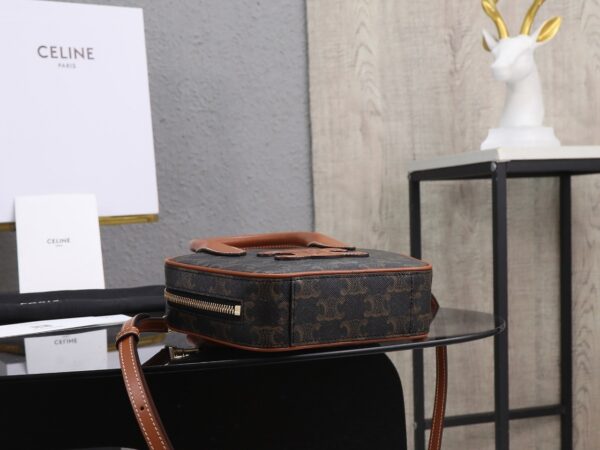 sy_no_2F5BD0A2600ECDA5169D04E775BF88E0_5 Mini Triomphe Bowling Bag