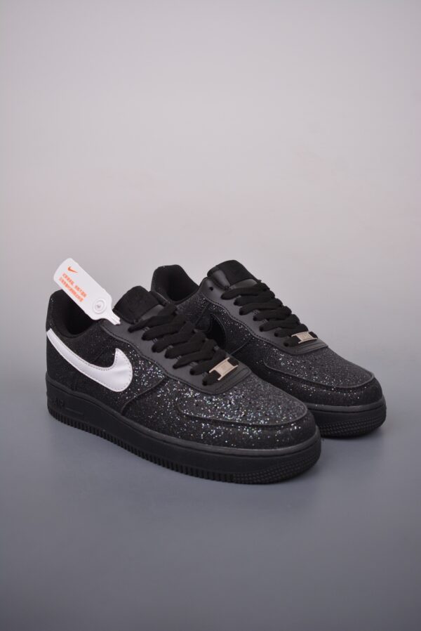sy_no_304B110CC1F3DED43D20E539665643FA_0 Nike Air Force 1 Low – Black / Silver Glitter