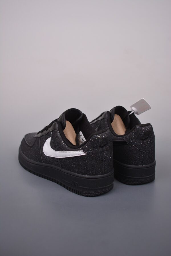 sy_no_304B110CC1F3DED43D20E539665643FA_1 Nike Air Force 1 Low – Black / Silver Glitter