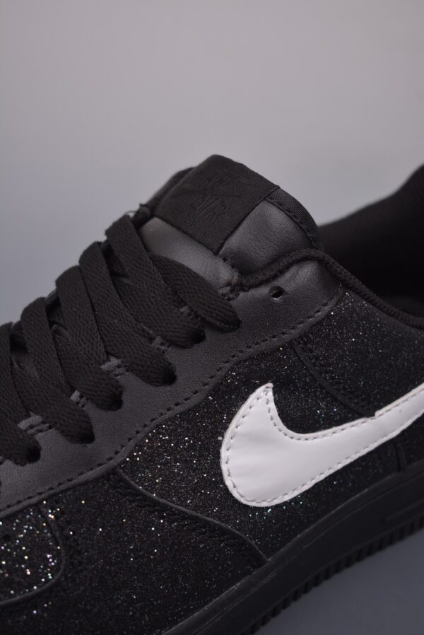 sy_no_304B110CC1F3DED43D20E539665643FA_6 Nike Air Force 1 Low – Black / Silver Glitter