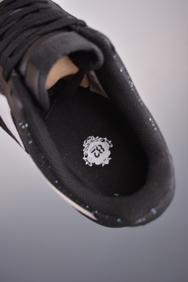 sy_no_304B110CC1F3DED43D20E539665643FA_8 Nike Air Force 1 Low – Black / Silver Glitter