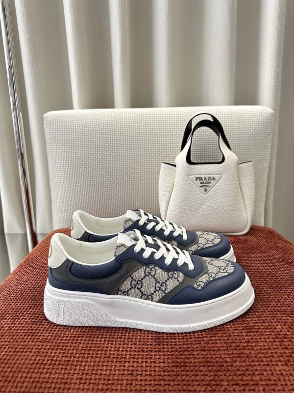 sy_no_30994009B1535E143C1A524A241D76AB_1 Navy & Gray Monogram Canvas Platform Sneakers