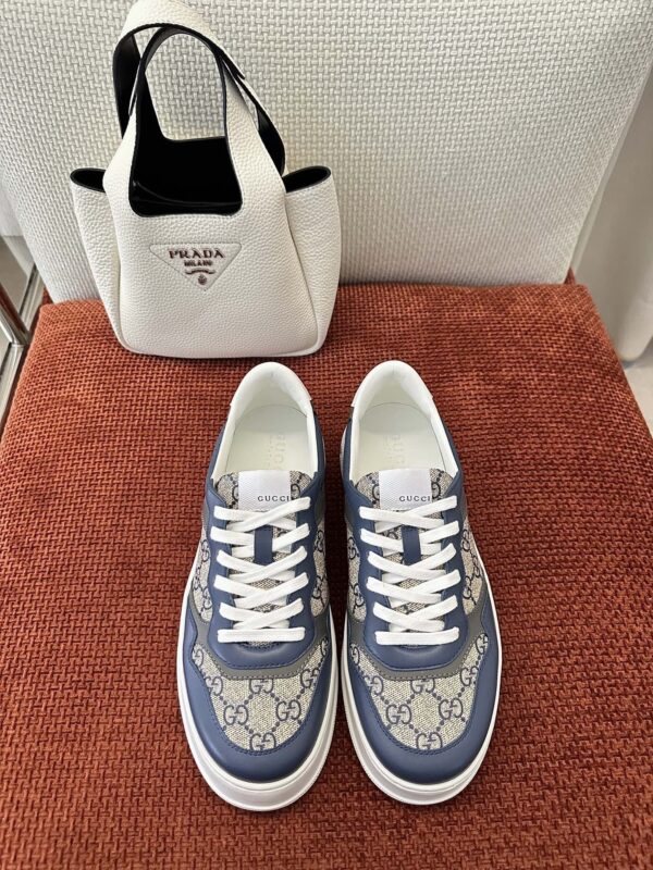 sy_no_30994009B1535E143C1A524A241D76AB_2 Navy & Gray Monogram Canvas Platform Sneakers