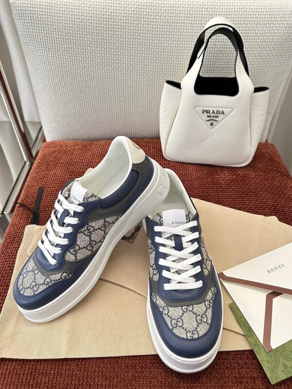 sy_no_30994009B1535E143C1A524A241D76AB_6 Navy & Gray Monogram Canvas Platform Sneakers