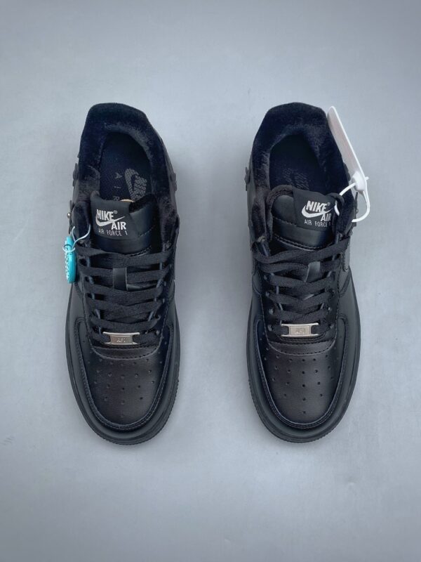 sy_no_30C6FDEDCB875547B617DCE8A75242FA_4 Nike Air Force 1 Low Custom Concept – Black Flower Studs