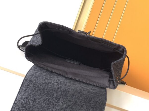 sy_no_30EF5E57F83260AA7D9713CF3BB9780D_7 Dior Men's Saddle Flap Backpack (New 2026 Model)