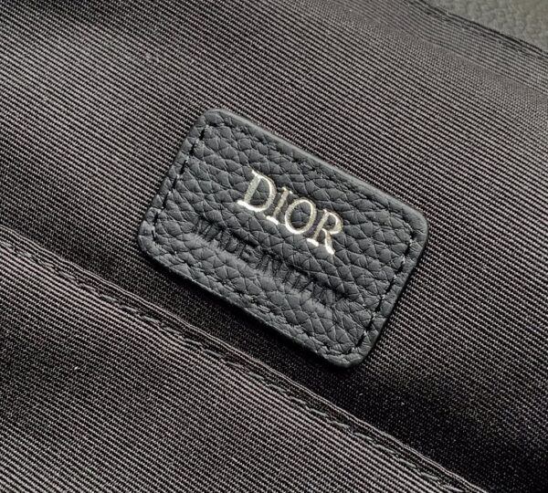 sy_no_30EF5E57F83260AA7D9713CF3BB9780D_8 Dior Men's Saddle Flap Backpack (New 2026 Model)