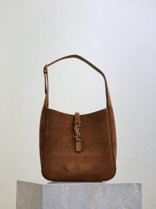 sy_no_31DF4D8B83EC391270DE90985024649D_0 YSL Le 5 À 7 Shoulder Bag – Caramel Suede