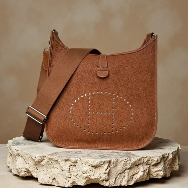 sy_no_3395ADCC4266F12F8890BFD7715D9F3F_2 Hermès Evelyne 29 Leather Shoulder & Crossbody Bag