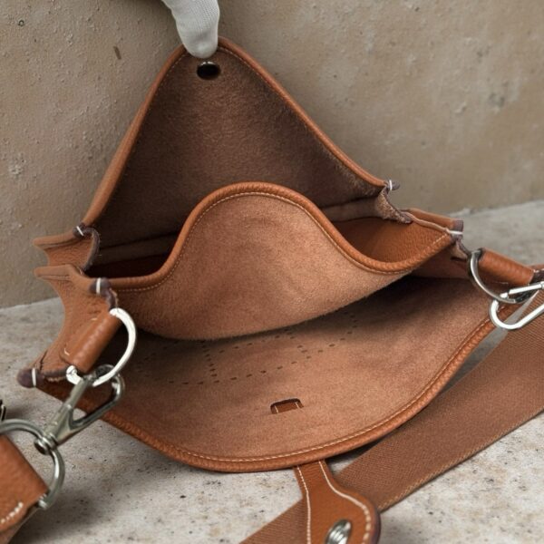 sy_no_3395ADCC4266F12F8890BFD7715D9F3F_8 Hermès Evelyne 29 Leather Shoulder & Crossbody Bag