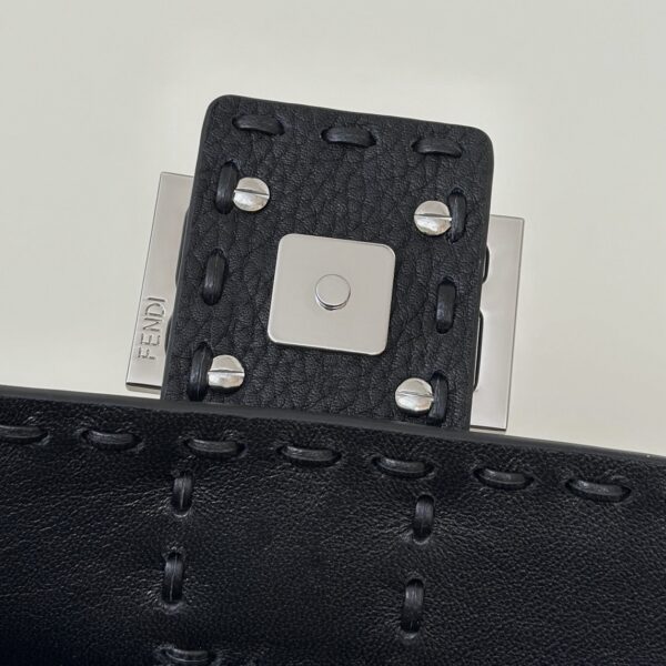 Fendi Baguette Selleria Hand-Stitched Bag – Black