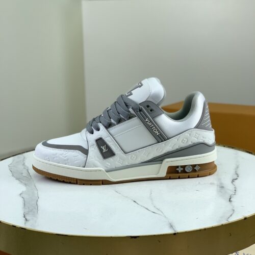 sy_no_33E10F4EF133DB7E0FB7C247A3F656E3_0 Louis Vuitton LV Trainer White, Cement Grey & Gum Retro Sneakers