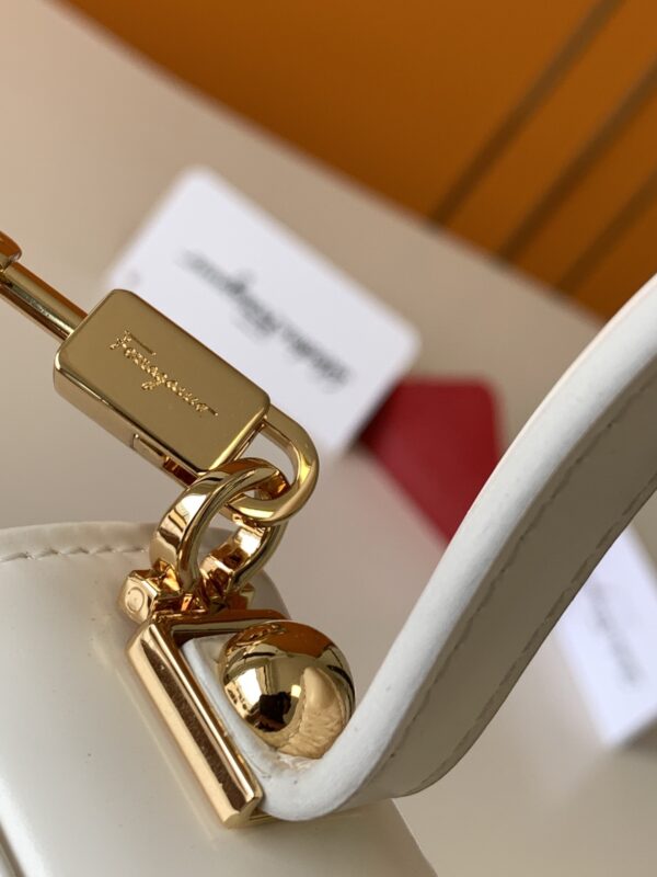 sy_no_3405F9617F44C4B64C793795FC7784BF_5 Ferragamo Limited Edition Museum Collection Small Horseshoe Bag