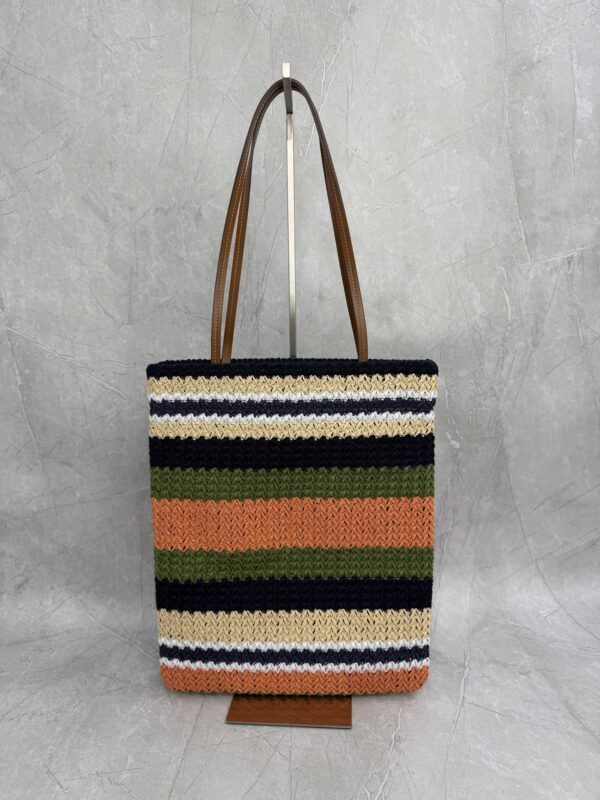 sy_no_34B2095DFA4919BA32BCB820A79BD883_1 Multicolor Striped Raffia Crochet Tote Bag