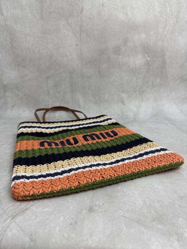 sy_no_34B2095DFA4919BA32BCB820A79BD883_5 Multicolor Striped Raffia Crochet Tote Bag