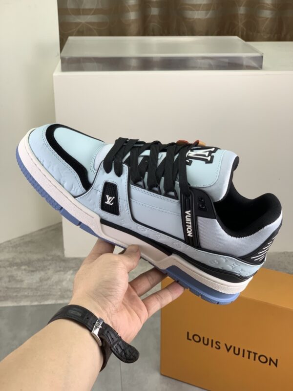 sy_no_34C57779C7E01707B55FDB9AF2EF3408_5 Louis Vuitton LV Trainer Glacier Blue, Black & White Retro Sneakers