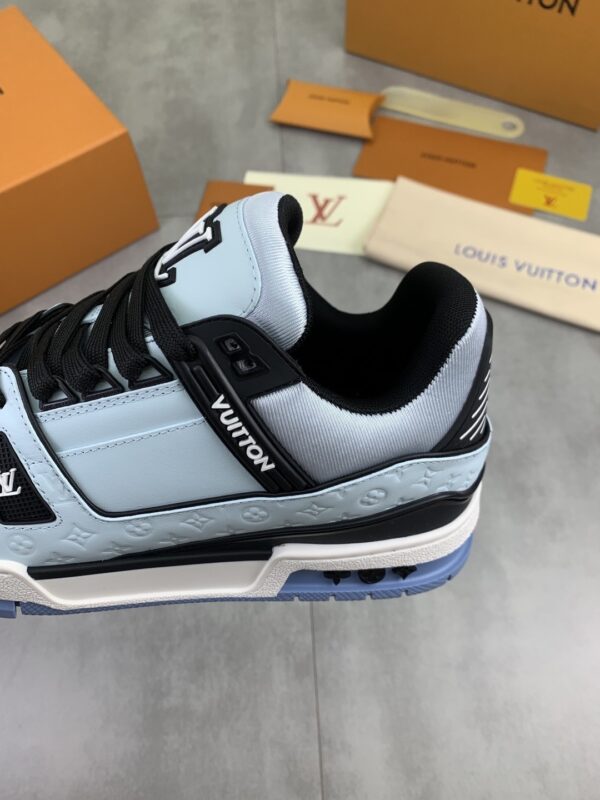 sy_no_34C57779C7E01707B55FDB9AF2EF3408_6 Louis Vuitton LV Trainer Glacier Blue, Black & White Retro Sneakers