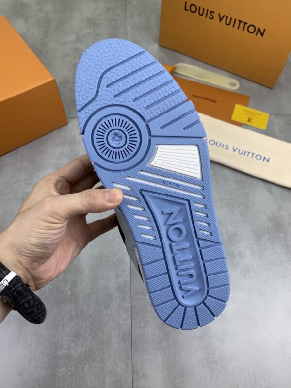 sy_no_34C57779C7E01707B55FDB9AF2EF3408_7 Louis Vuitton LV Trainer Glacier Blue, Black & White Retro Sneakers