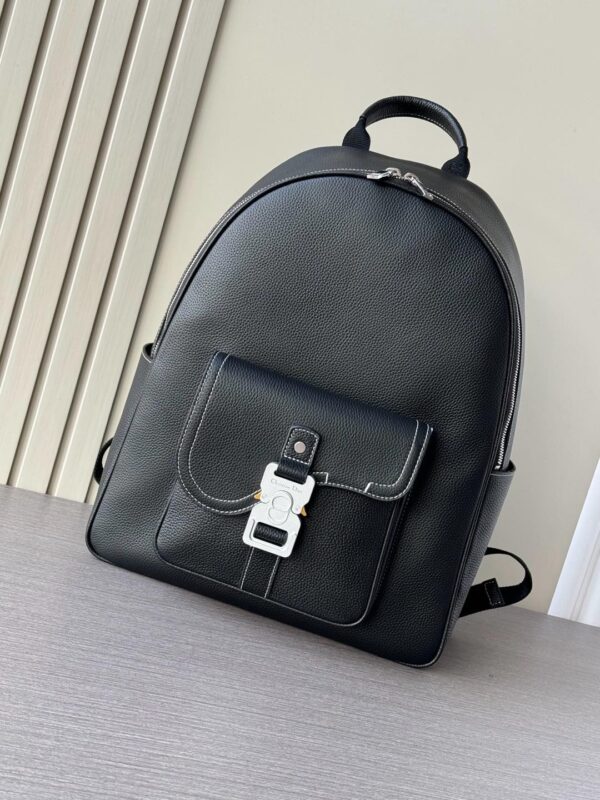 sy_no_362E02E207B638E46BEF1F1555885751_0 Rider / Saddle Backpack – Black Grained Calfskin