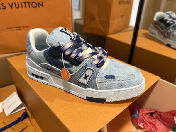 sy_no_37886ACC149AB055BAE775186D69ED92_5 Louis Vuitton Men's Navy Blue Denim LV Trainer Sneakers