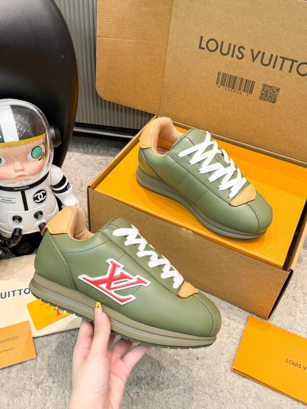 sy_no_37F7DADC540F48CF818C73147EBC39A6_0 Louis Vuitton Olive Green Leather Retro Runner Sneakers