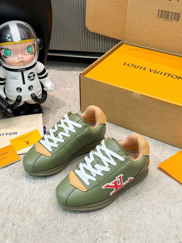sy_no_37F7DADC540F48CF818C73147EBC39A6_4 Louis Vuitton Olive Green Leather Retro Runner Sneakers