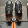 sy_no_39EDFE0EBD12732357DF48086166F6A0_4 Black Pebbled Leather Triple-Cross Slip-On Shoes