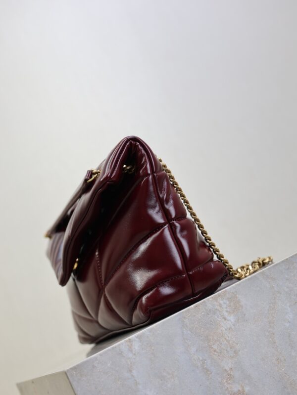 sy_no_3A429A7220EC45BD0E8CD3D01AE4A7EF_3 Loulou 29cm Quilted Waxed Leather Chain Bag – Burgundy