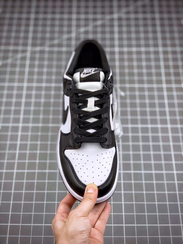 Nike Dunk Low “White / Black” – Panda