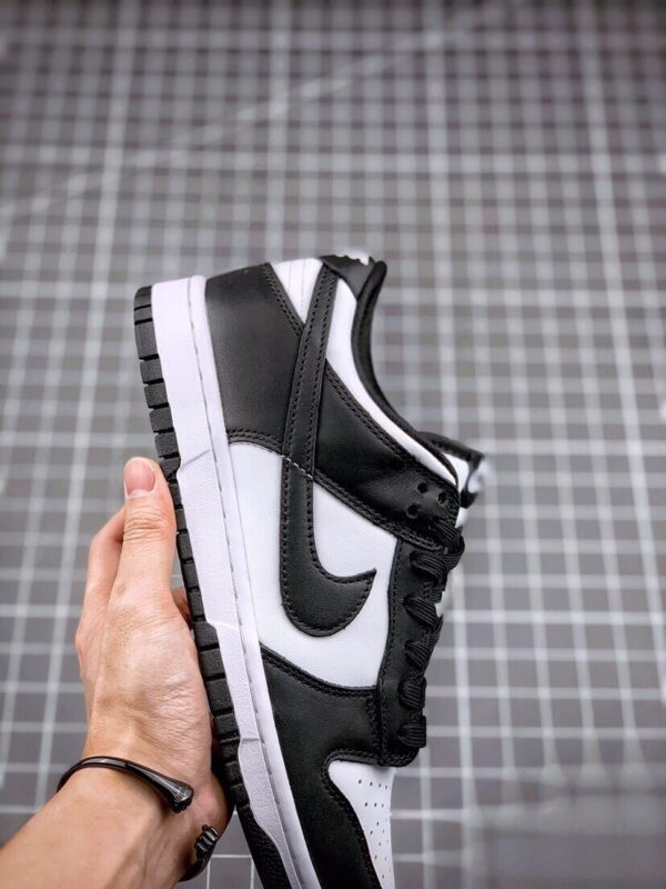 Nike Dunk Low “White / Black” – Panda