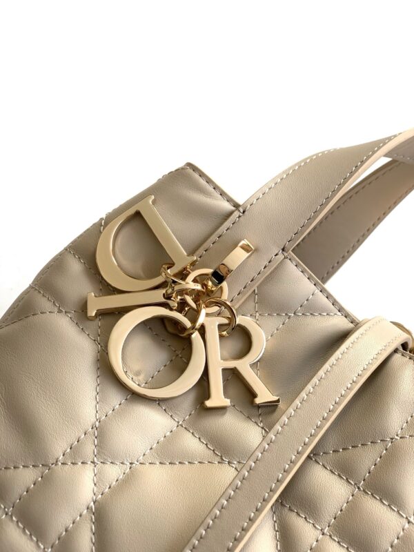 sy_no_3B685DC5125B118557D98DBBD168F4F5_5 Dior Women's Toujours Oversized Cannage Calfskin Shoulder Bag