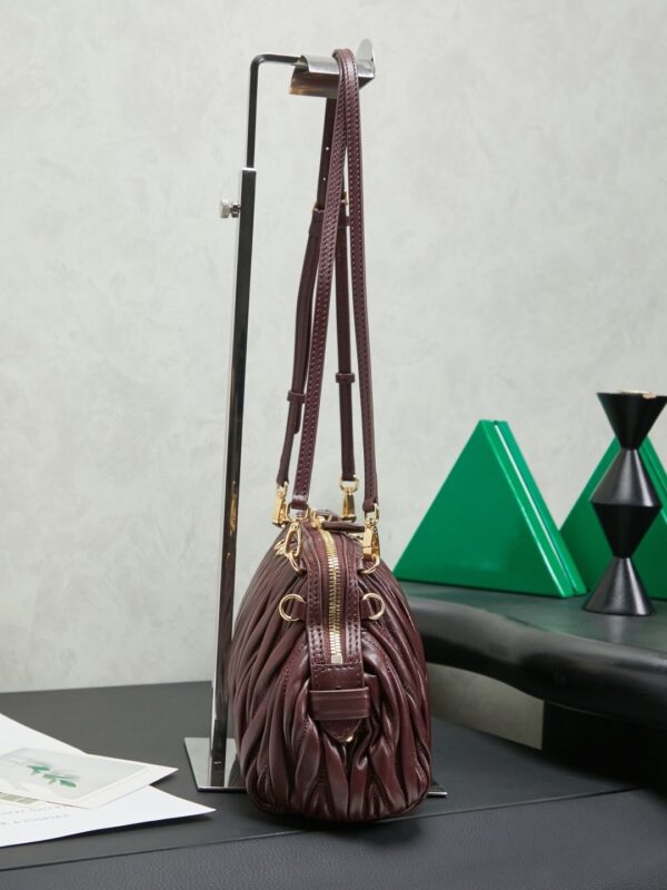 sy_no_3B81CB19F14FA4342AD0BB6B443F2F70_3 Burgundy Matelassé Shell Backpack