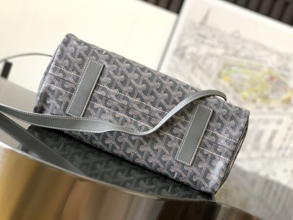 sy_no_3BE2E42B5CE090591F4B2836443ACF4C_3 Goyard Rouette Bag