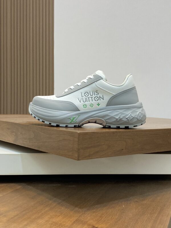 sy_no_3C4A8657596C0578306FAAB18633FAF3_1 Louis Vuitton LV Run 55 White, Grey & Green Chunky Runner Sneakers