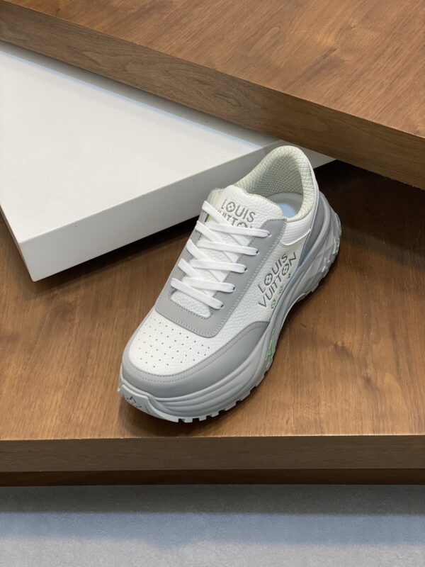 sy_no_3C4A8657596C0578306FAAB18633FAF3_5 Louis Vuitton LV Run 55 White, Grey & Green Chunky Runner Sneakers