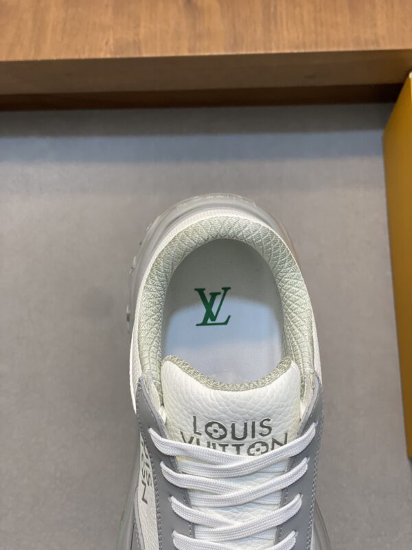 sy_no_3C4A8657596C0578306FAAB18633FAF3_6 Louis Vuitton LV Run 55 White, Grey & Green Chunky Runner Sneakers