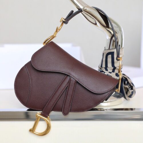 sy_no_3C79D9B2BD399B4A302BE530BF0CA087_0 Saddle Mini Bag – Burgundy