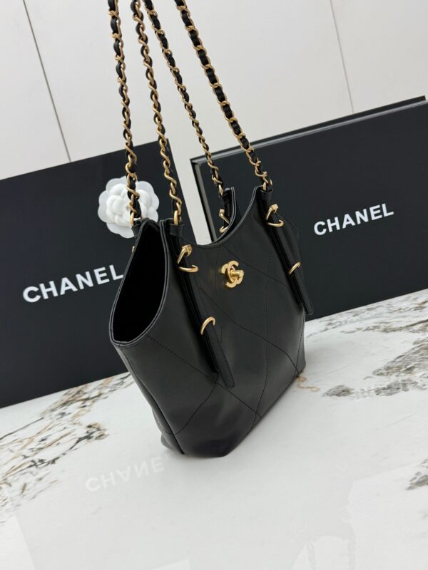 sy_no_3DB509B098F32E2854E29822ADC74D5B_1 Chanel 26C Mini Tote Bag – Quilted Calfskin Leather with Gold Hardware