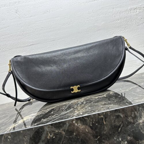 sy_no_3F11351B905683ED5E29CFD2A7087D73_0 Celine Soft Triomphe Halfmoon Bag