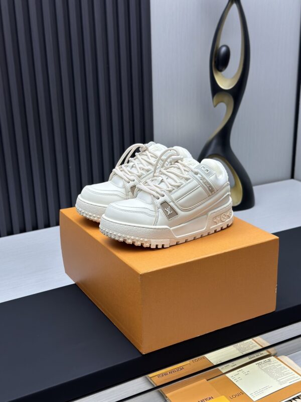Louis Vuitton LV Trainer Maxi Triple White Chunky Sneakers