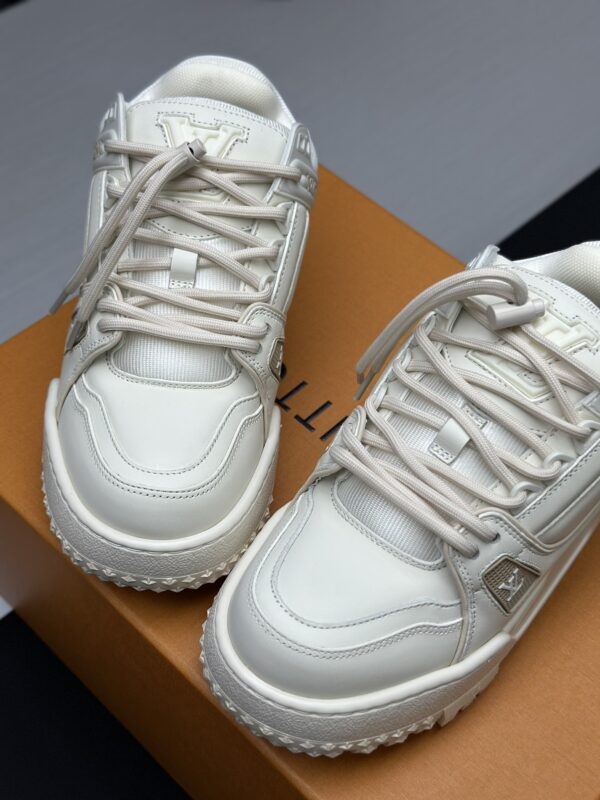 Louis Vuitton LV Trainer Maxi Triple White Chunky Sneakers