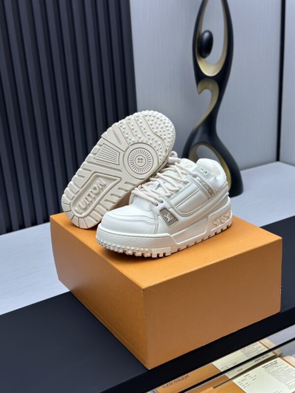 Louis Vuitton LV Trainer Maxi Triple White Chunky Sneakers