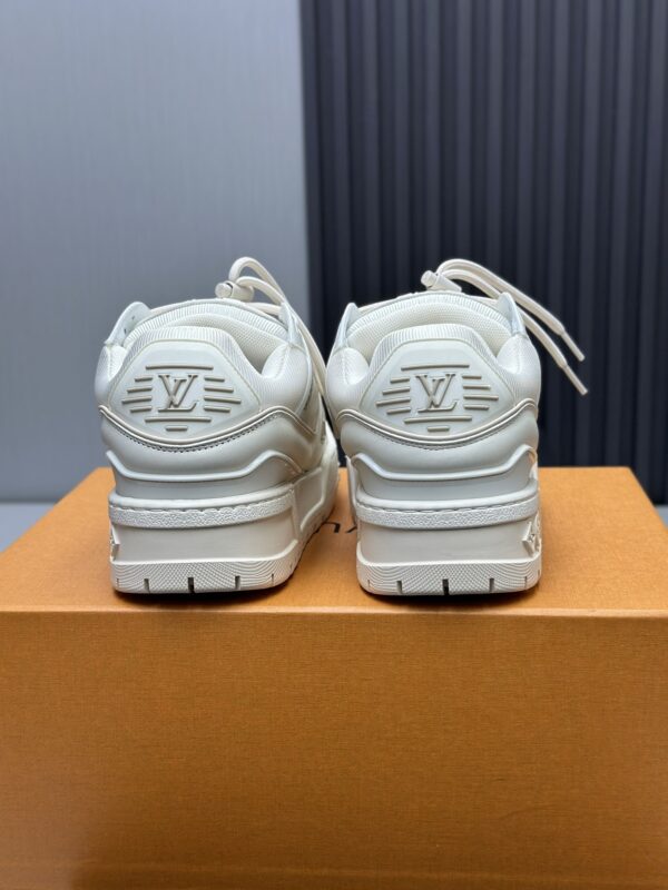 Louis Vuitton LV Trainer Maxi Triple White Chunky Sneakers