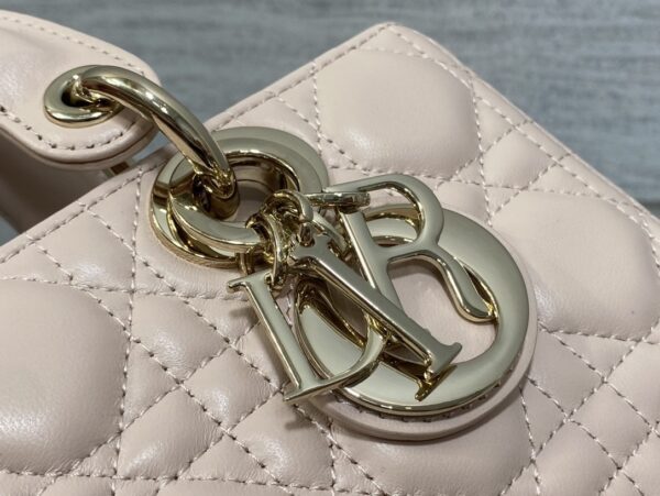 sy_no_4028DE3A40B29D61ACC8C32227EEBB32_2 Dior New D-Joy Horizontal Mini Lady Dior Quilted Chain Bag (Crossbody/Shoulder)